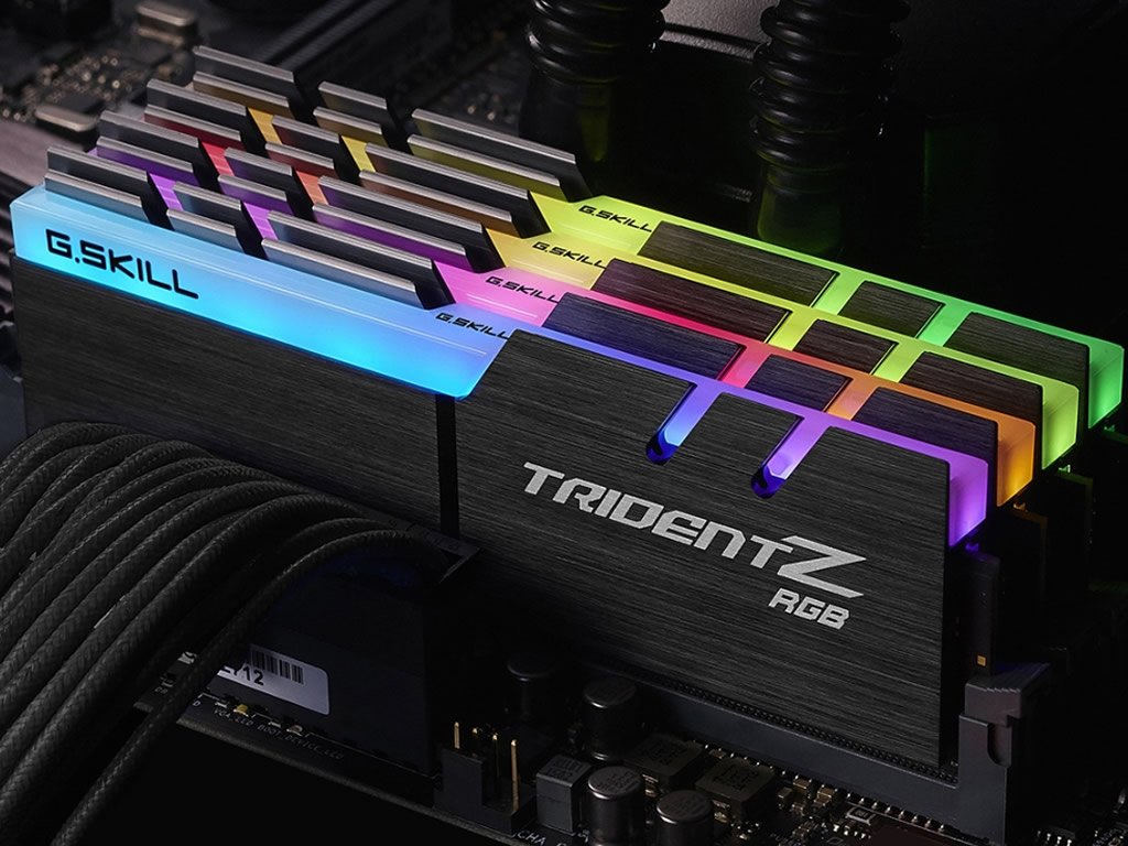 G.Skill F4-3200C14Q2-128GTZR Trident Z RGB 288pin DDR4-3200