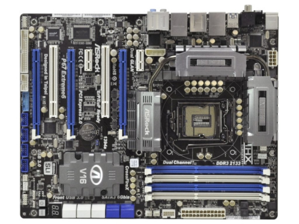 ASRock製 ATXマザーボード　P67 Extreme4　LGA1155