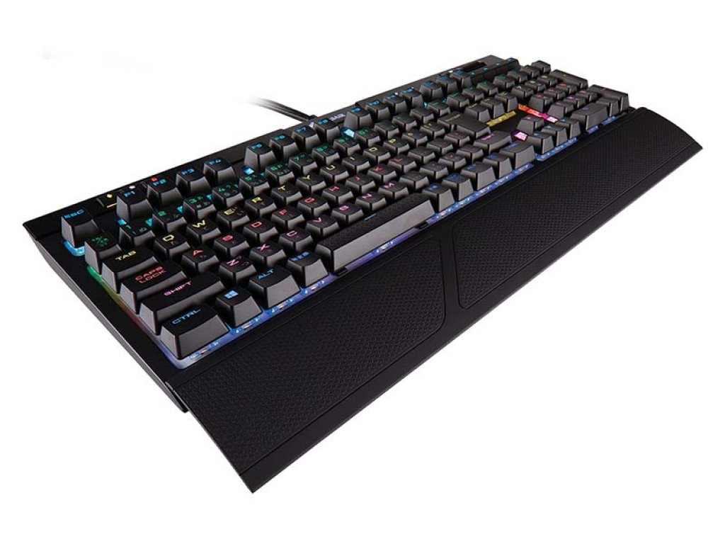 CORSAIR - コルセアSTRAFE RGB MX SILENT US配列 赤軸キーボード Amazon.com: Corsair STRAFE RGB Mechanical USB Gaming