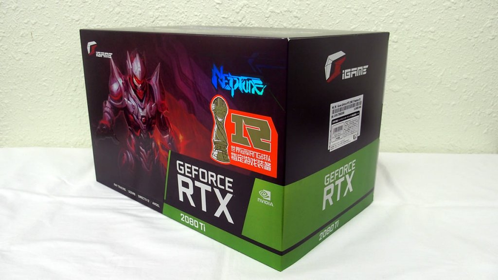 240mm大型ラジエータ採用、簡易液冷システム搭載RTX2080Tiグラフィック