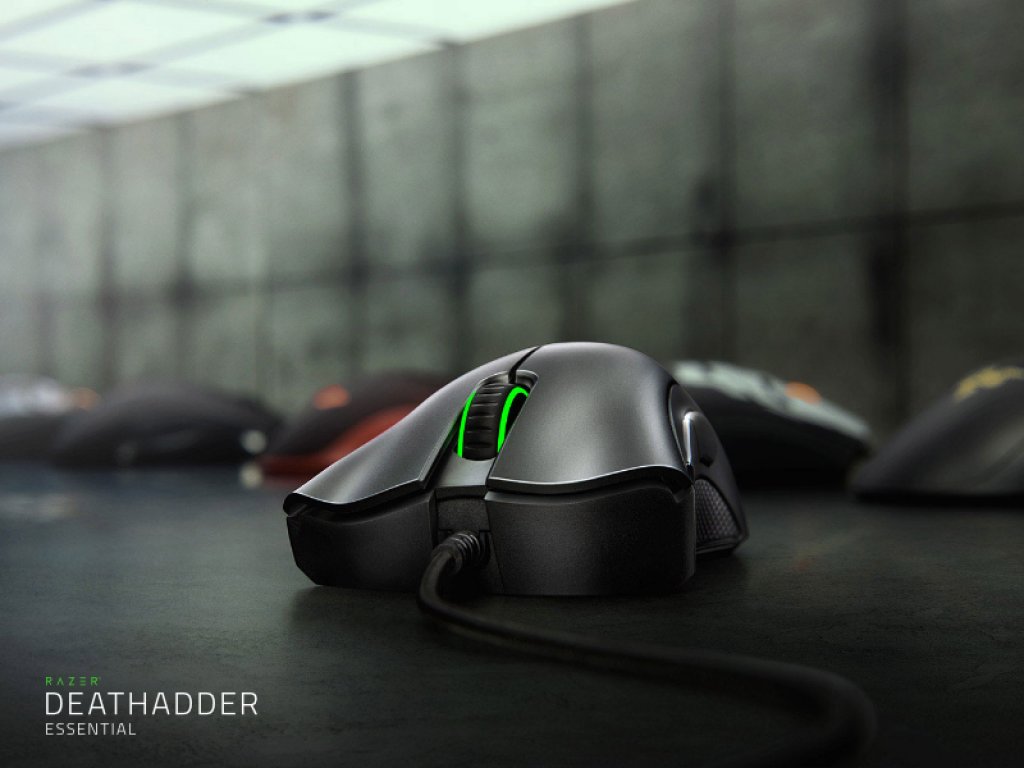 Razerの大人気ゲーミングマウス「DeathAdder」の最新の後継機「Razer