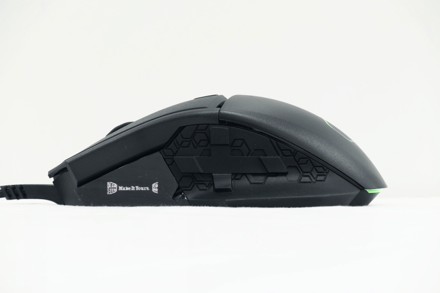 Cooler Masterから個性派ゲーミングマウス「MM830」が発売 | Ark Tech