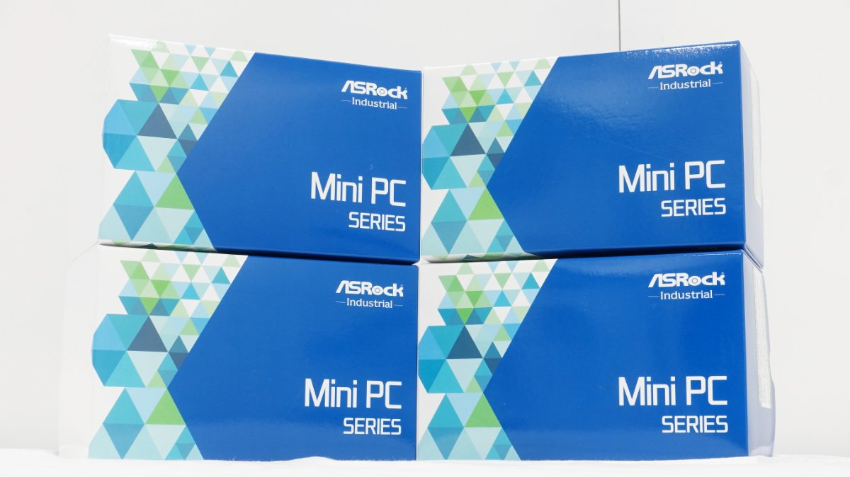 モバイル向けプロセッサーを搭載した新しい小型ベアボーンが モバイル向けプロセッサーを搭載した新しい小型ベアボーンが