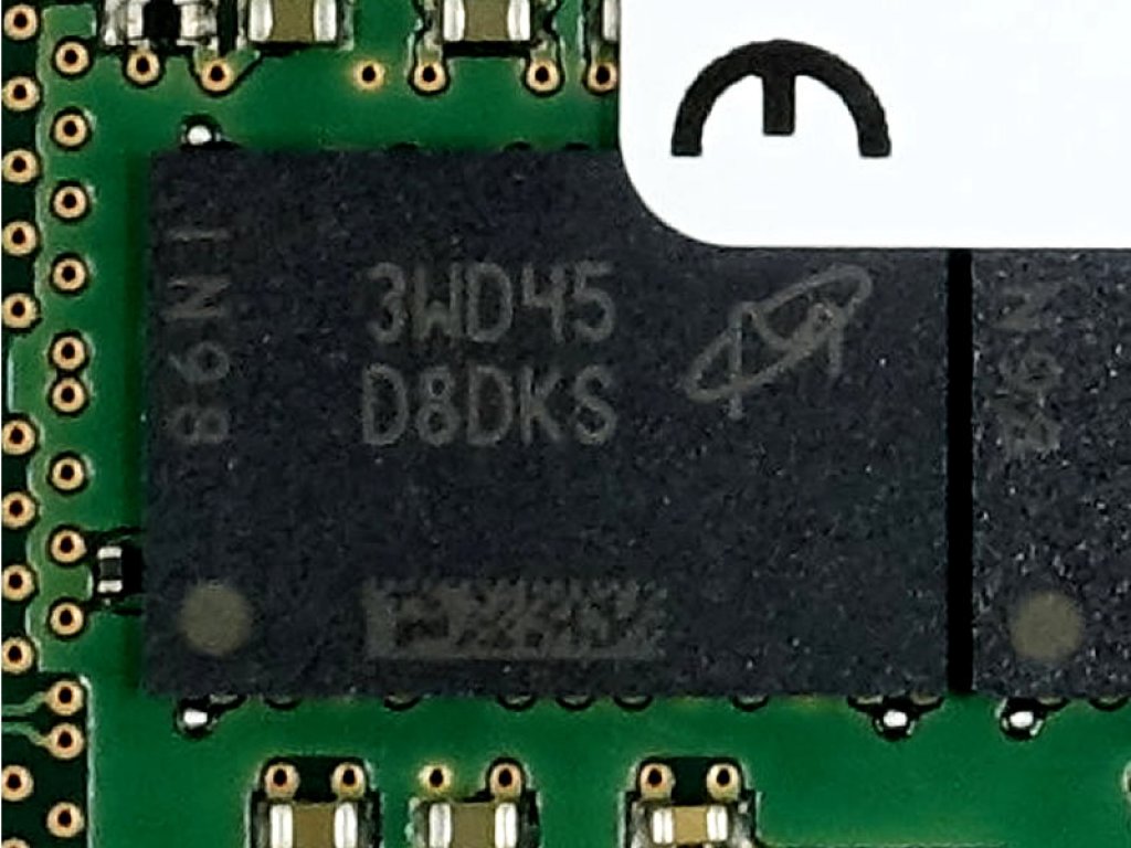 注目のDダイ、Micron DDR5-5600 D-Die DRAM搭載純正JEDECモジュール