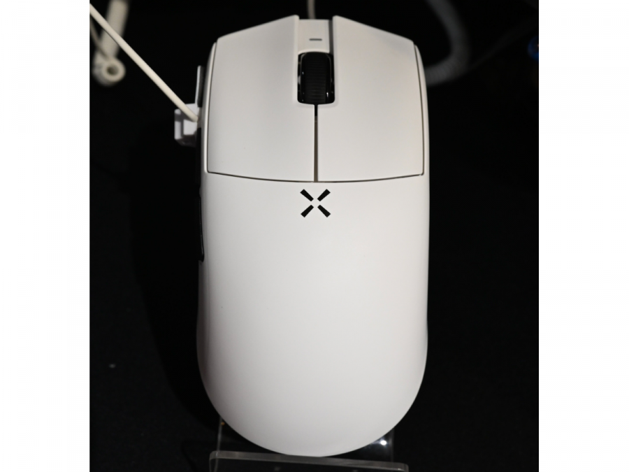 HITSCANより超軽量ワイヤレスゲーミングマウス「Hyperlight HITSCANより超軽量ワイヤレスゲーミングマウス「Hyperlight