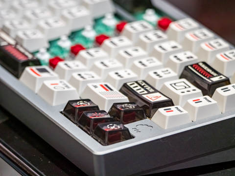 WOBKEYから、雨音のような打鍵音で人気の続くRainy75シリーズにゲーミングモデルのキーボード「Rainy75 Pro」シリーズ