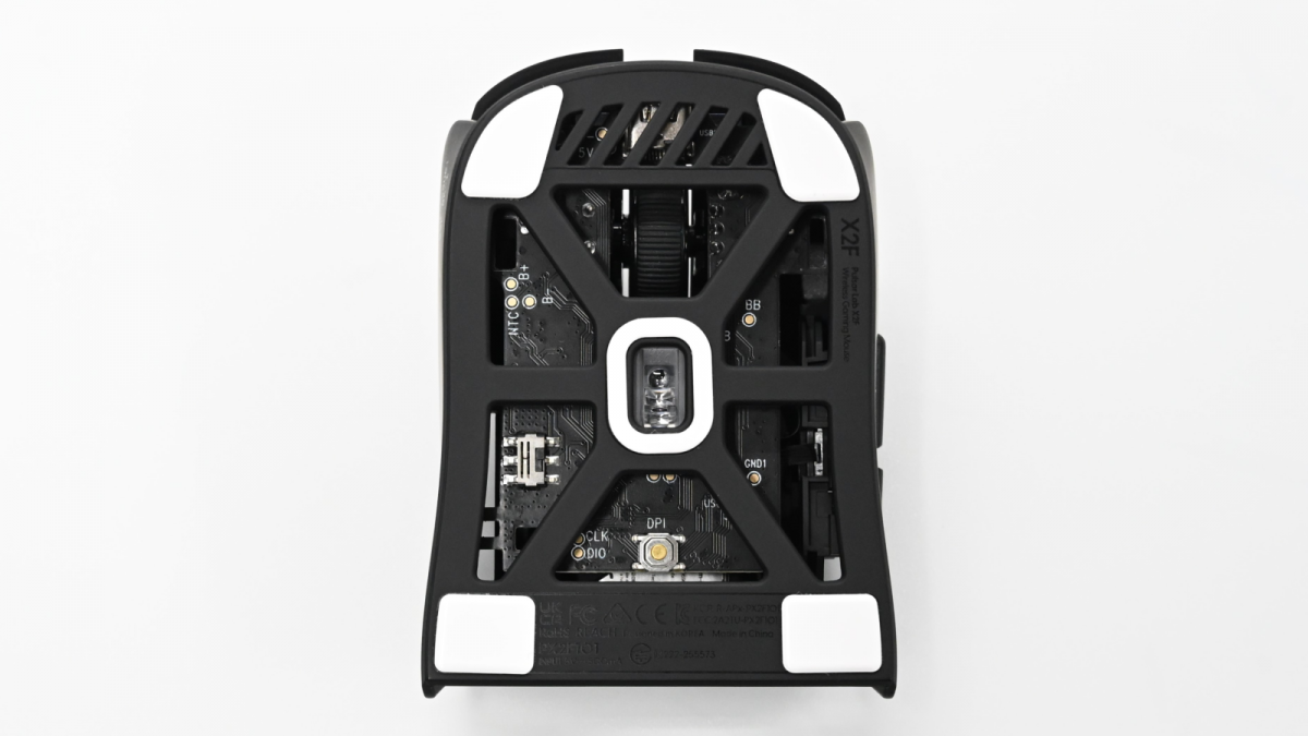 Pulsarより、指先で操作するフィンガーチップマウス「X2F」が