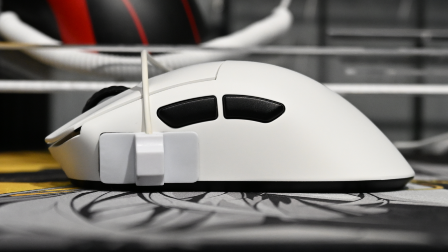 LAMZU、小型のエルゴノミックゲーミングマウス、「 Paro Aurora」が