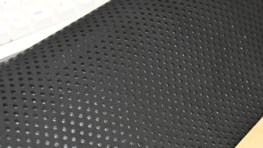 Yuki Aimから、プロゲーマーとコラボしたマウスパッドが素材違いで2