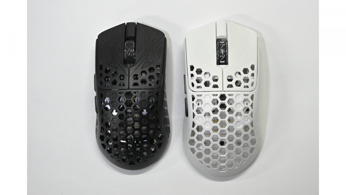 akitu ゲーミングマウス カーボン素材を採用した超軽量40gのゲーミングマウス「AKITSU MEDIUM