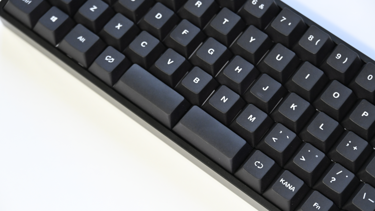 分割その1 VAROから分割スペースを採用したコンパクトな65%JIS配列ラピトリ