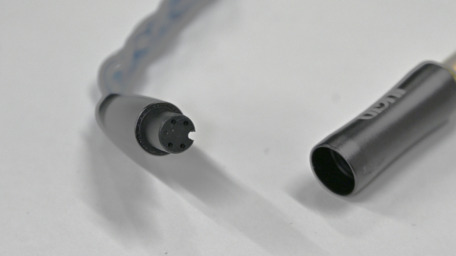 4種類のドライバーを搭載したイヤホンに改良版「Lucid 2 IEM by