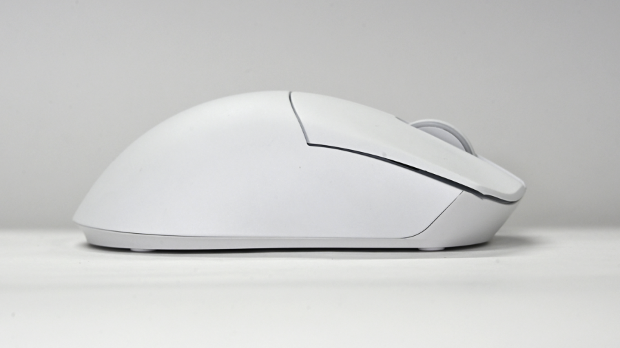 液晶搭載のネコ型ドングルを備えたマグネシウム合金製ゲーミングマウス
