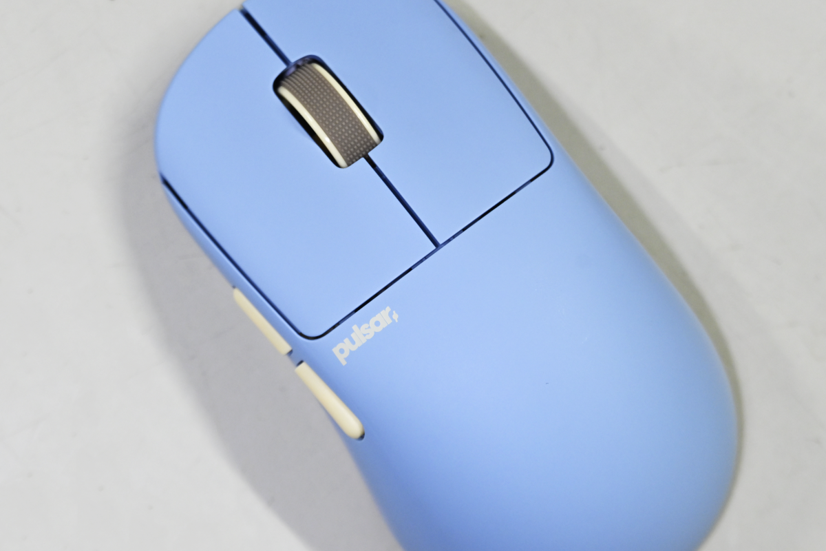 Pulsarより、細身のシェイプの超軽量ワイヤレスマウス『X2N』が登場