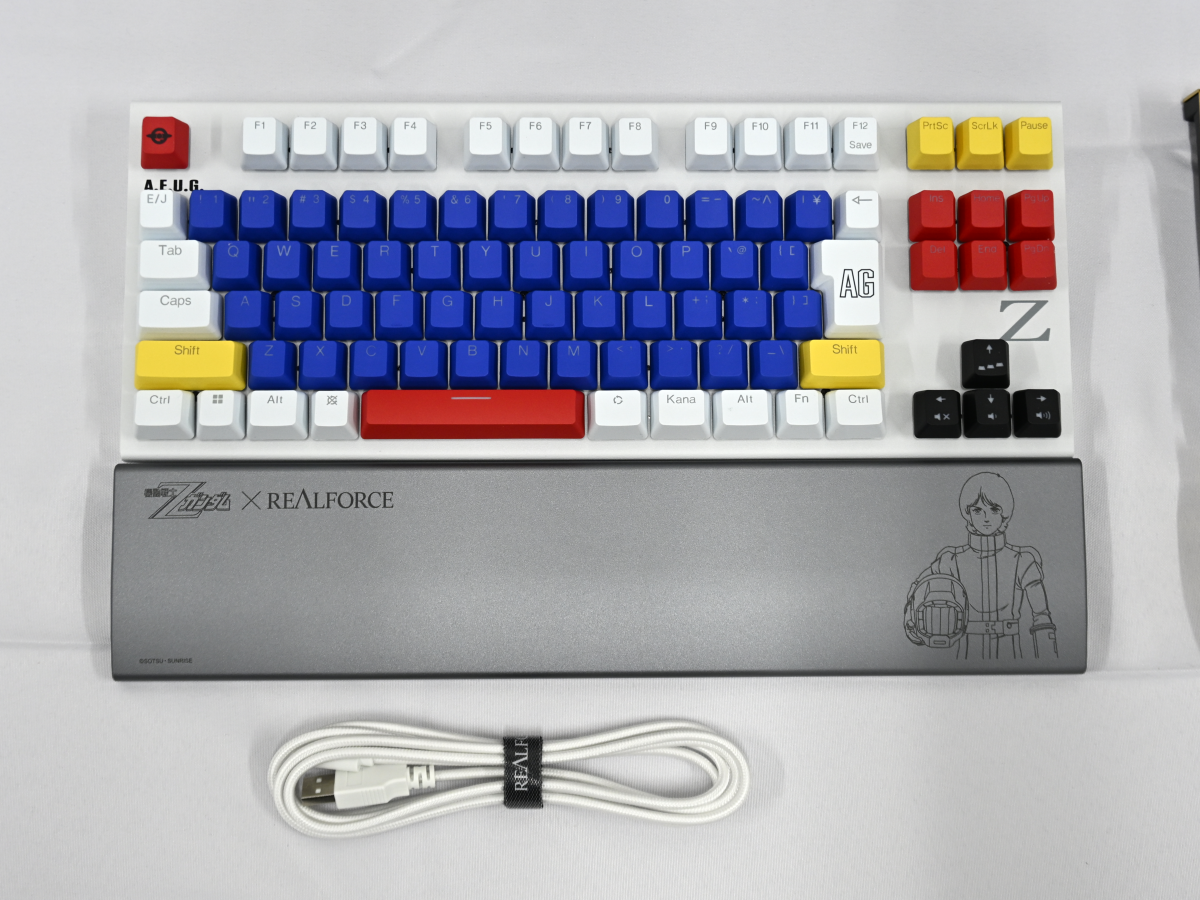 REALFORCE × ガンダムシリーズコラボ、スペシャルモデルの『GX1 Plus