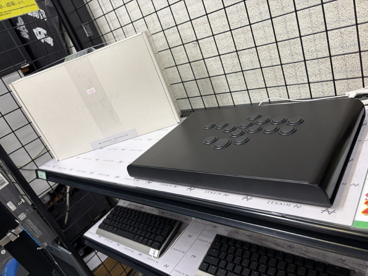 ZENAIM、0.75mmの超短ストロークの「ARCADE CONTROLLER LEVERLESS」が