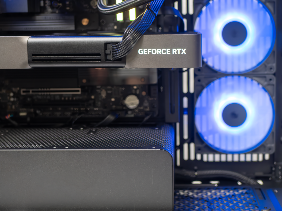 メイドイン秋葉原BTOパソコンのarkhiveブランド、NVIDIA® GeForce RTX 