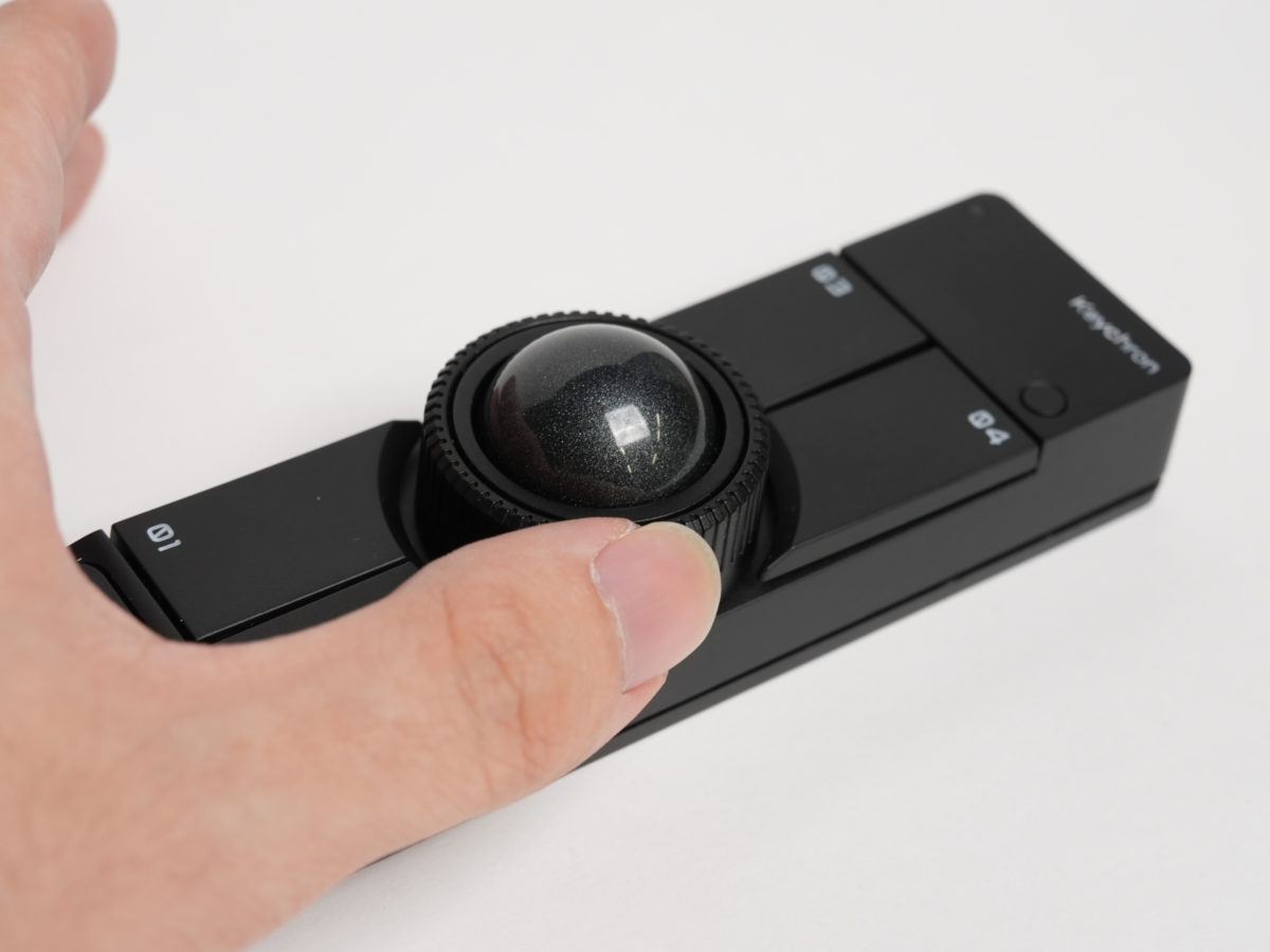Keychronから登場したトラックボールマウス「Nape Pro」をスタッフが