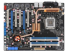 ASUS　Commando　LGA775　Q9650付き ASUS Commando LGA775 Q9650付きの通販 by kenn923's