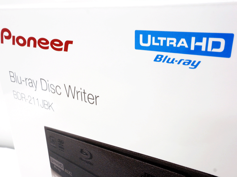 UHD BD再生に対応するPC内蔵型Blu-rayドライブ「PIONEER BDR-211JBK