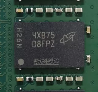 SMD5-A64G68M-64B-D「Micron DRAM」のサムネイル(2)