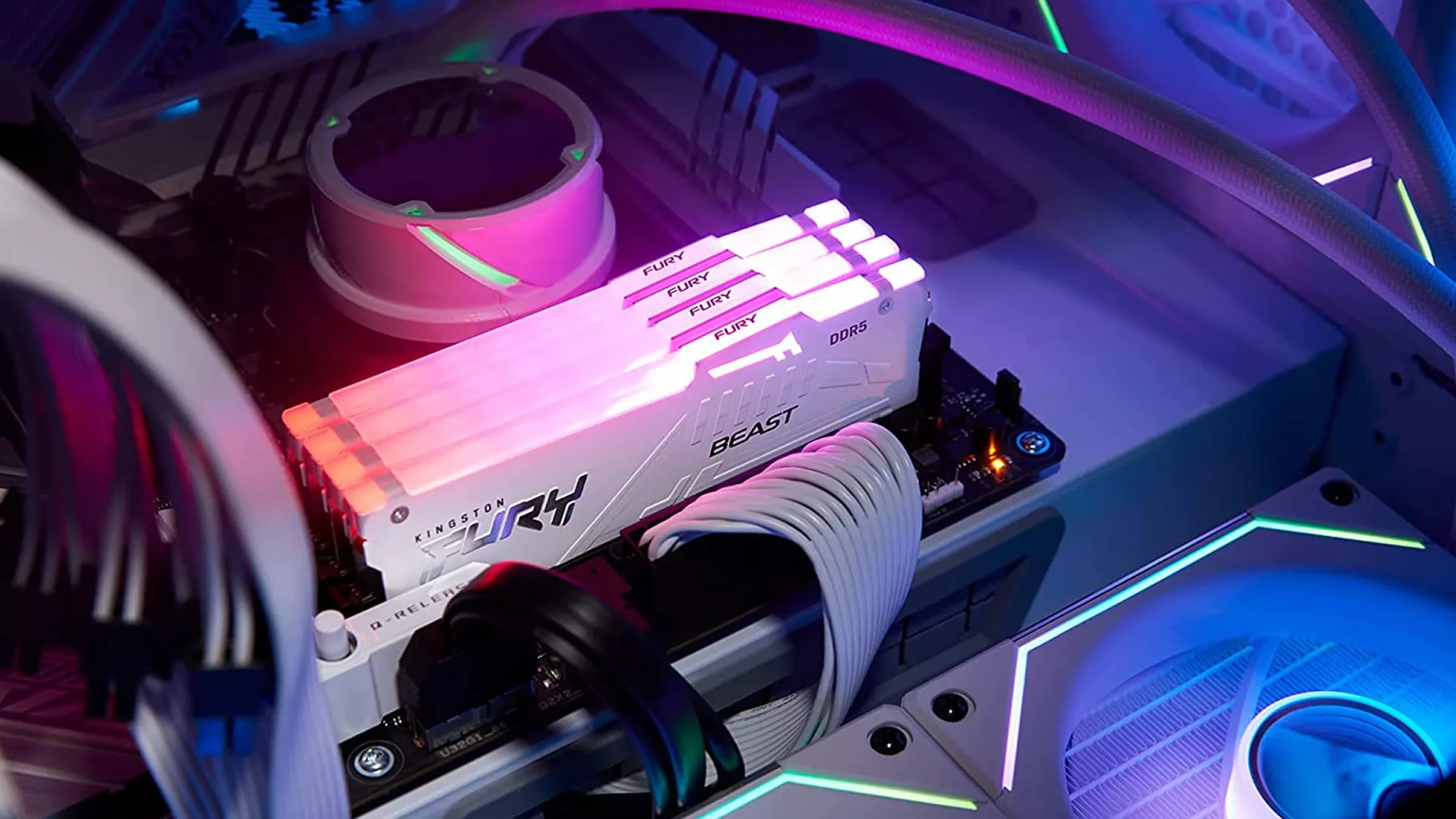 Kingston KF564C32BWEAK2-32 FURY Beast DDR5 RGB 288pin DDR5-6400
