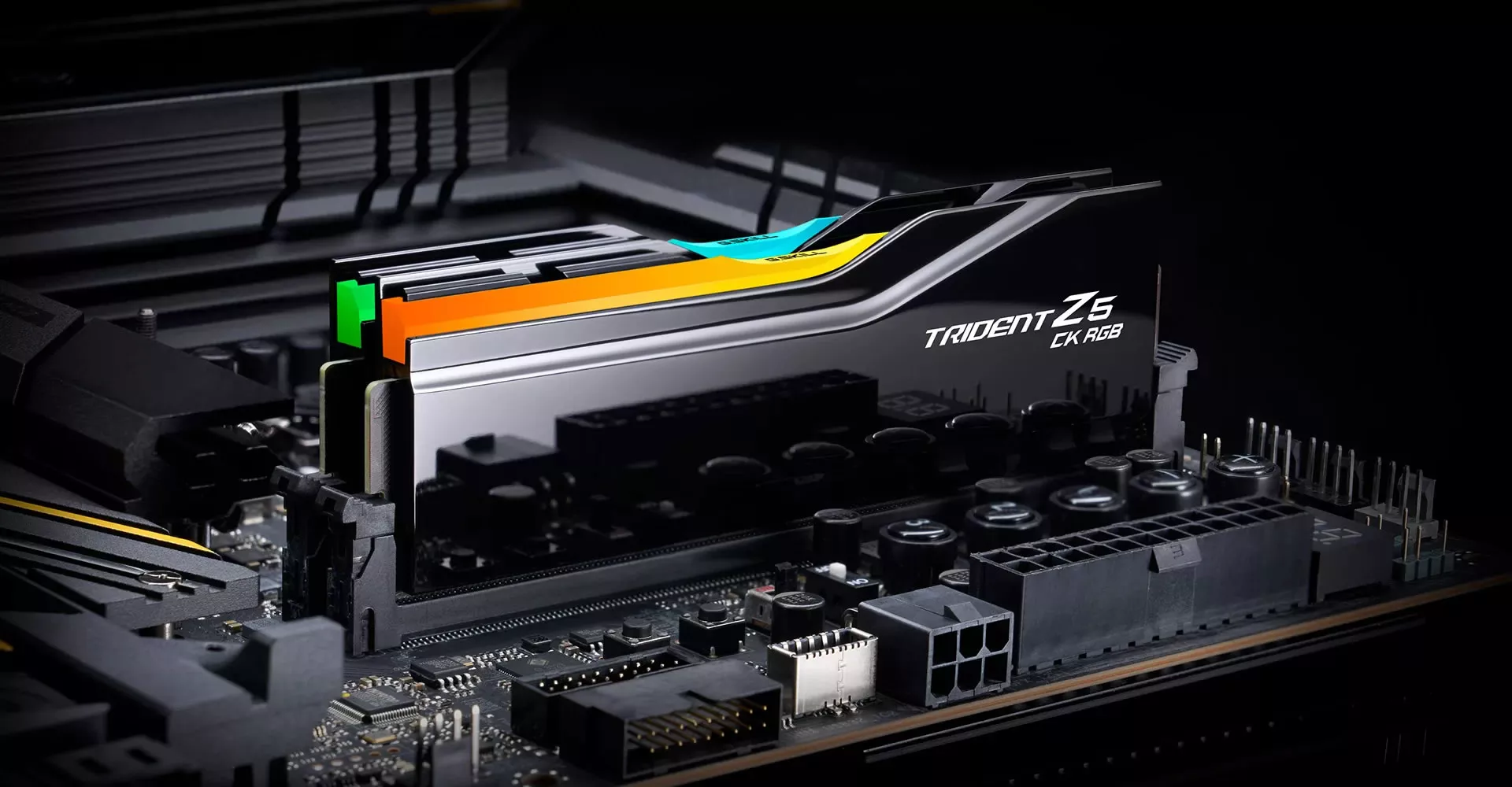 F5-8200C4052G24GX2-TZ5CRKのサムネイル(4)