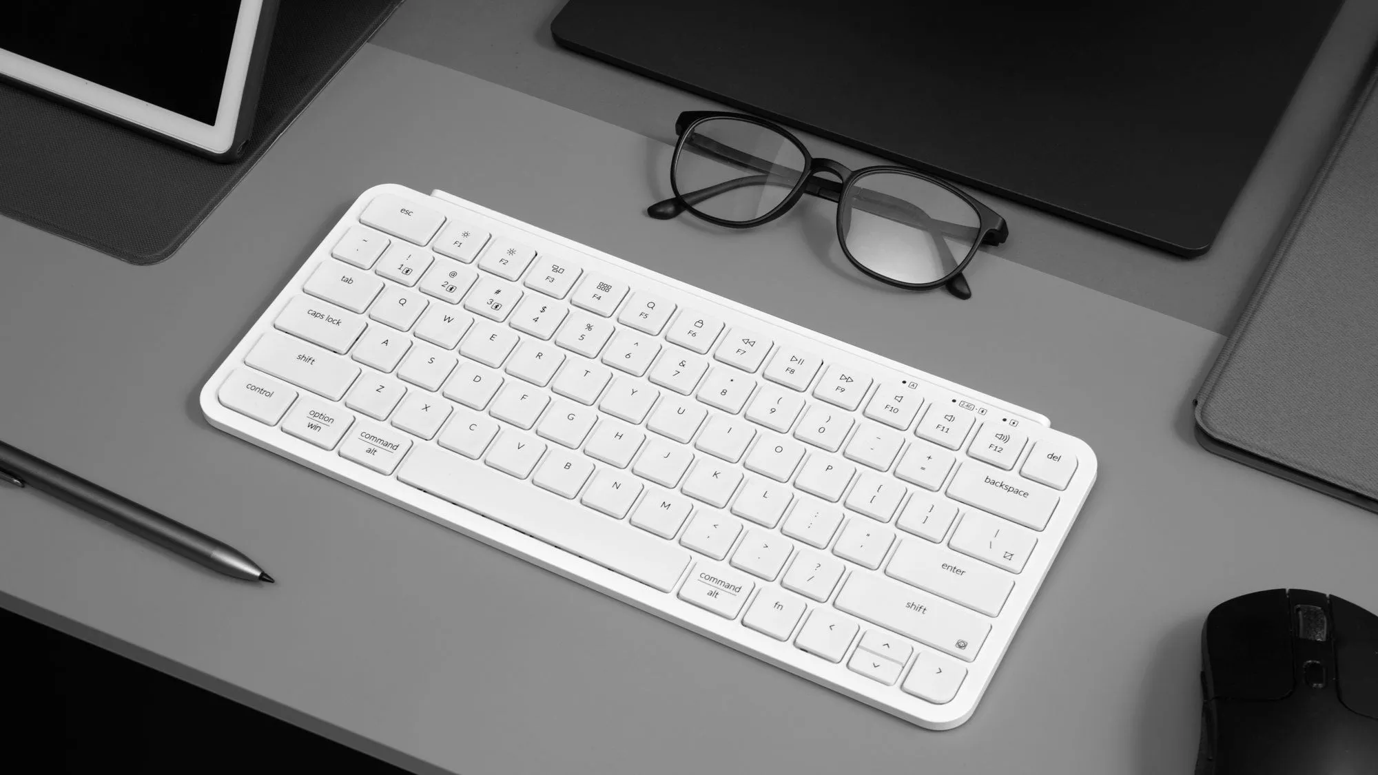 Keychron Keychron B1 Pro ウルトラスリム ワイヤレスキーボード