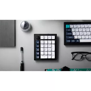 Keychron Q0 Max QMK ワイヤレスカスタム・テンキー - 組み立て済み / カーボンブラック / 静音 スイッチ(ホットスワップ)赤軸のサムネイル(1)