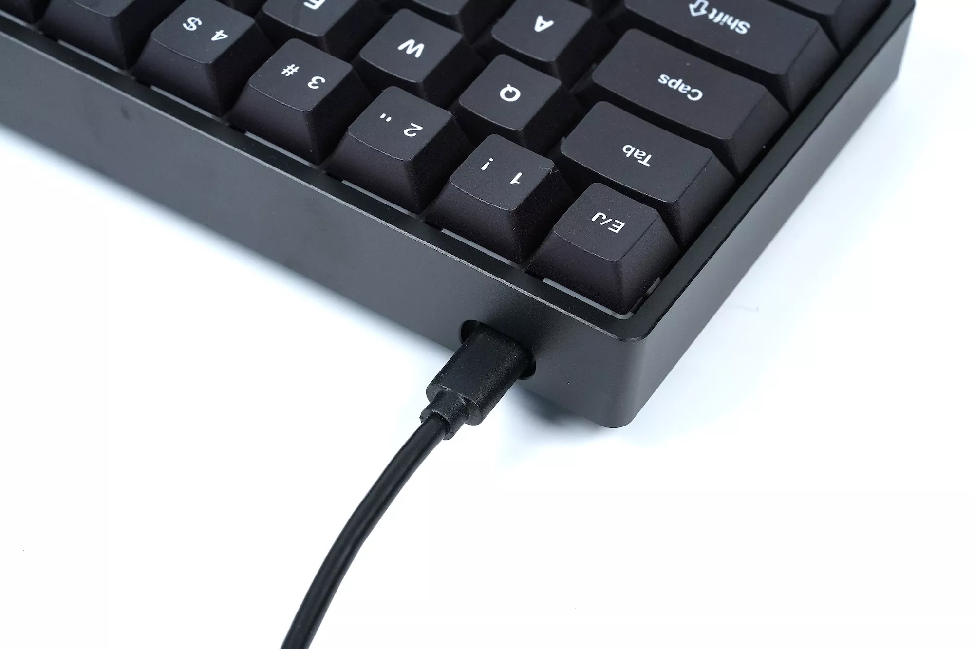 VARO VARO ゲーミングキーボード VERY PERI 磁気スイッチ ラピッド
