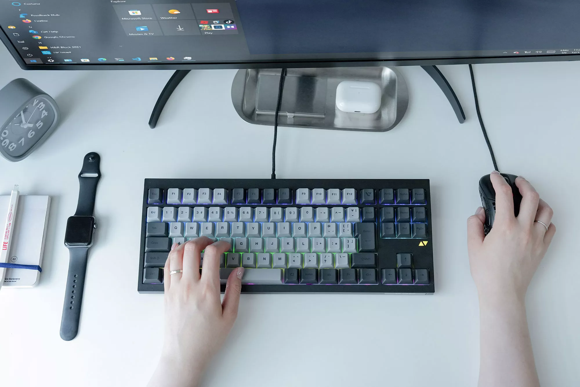 VARO VARO メカニカルキーボード (有線・無線・Bluetooth対応)/VERY